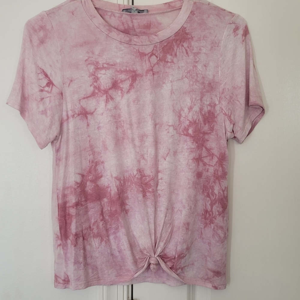 Charlotte Russe Front knot tie Shirt